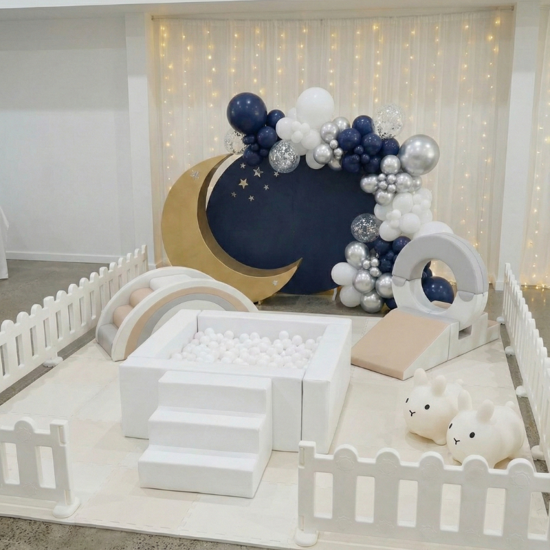 Balloon Table Centrepiece